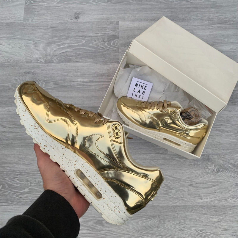 Nike liquid gold air max hotsell