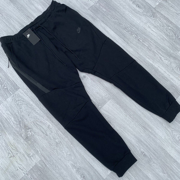 Nike Tech Fleece Sweatpants Joggers Bottoms - Triple Black [805162-010]