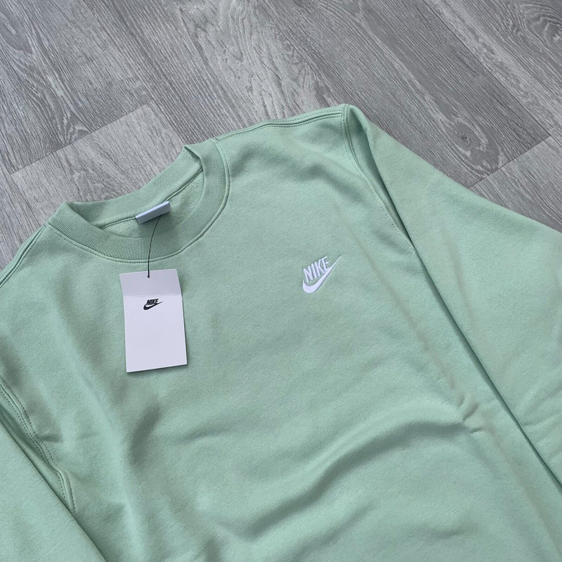 Nike Foundation Club Fleece Crew Sweatshirt - Mint [DJ6633-321]