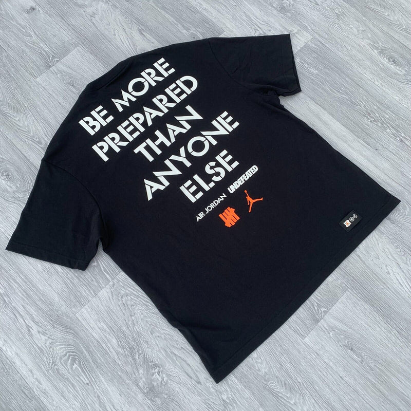 Nike Air Jordan x Undefeated Strikes T-Shirt - Black [DX4304-010]