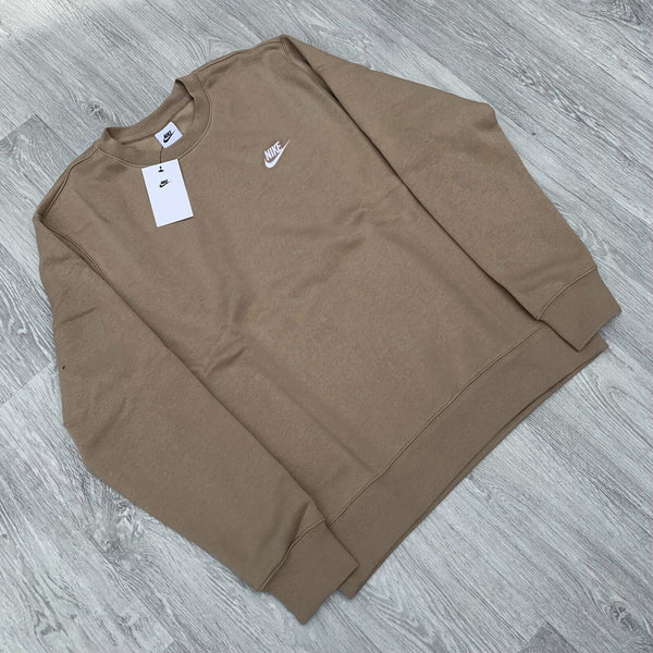 Nike Foundation Club Fleece Crew Sweatshirt - Khaki Brown [BV2662-247]